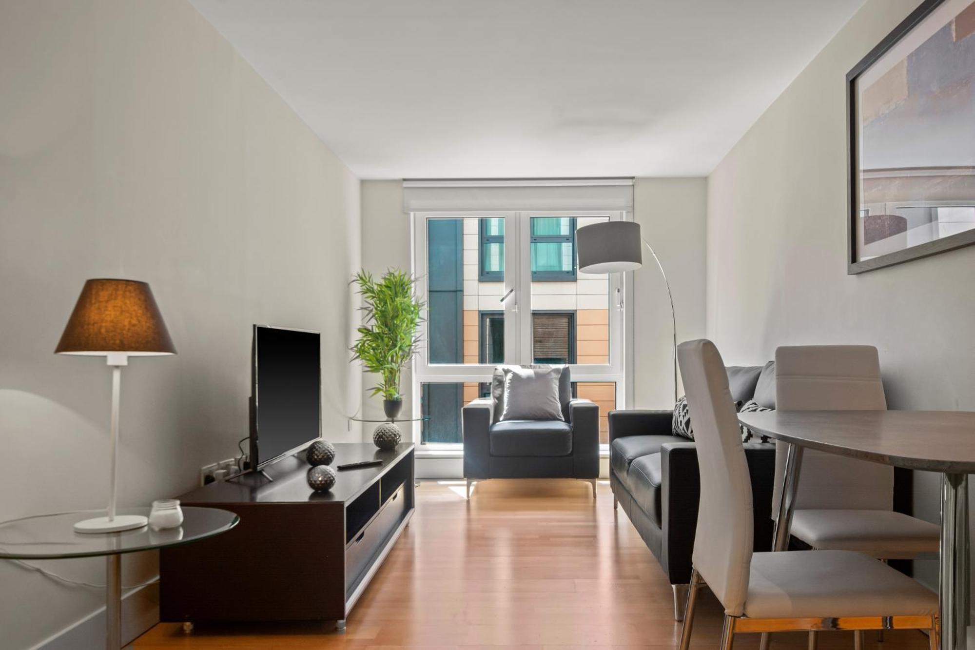 Mysquare One Bedroom Serviced Apartment Near St Paul'S Blackfriars لندن المظهر الخارجي الصورة