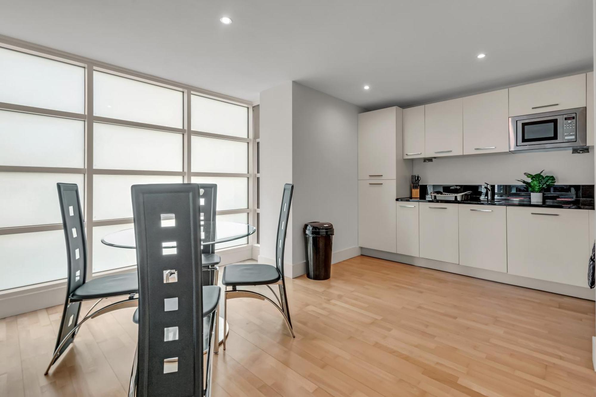 Mysquare One Bedroom Serviced Apartment Near St Paul'S Blackfriars لندن المظهر الخارجي الصورة