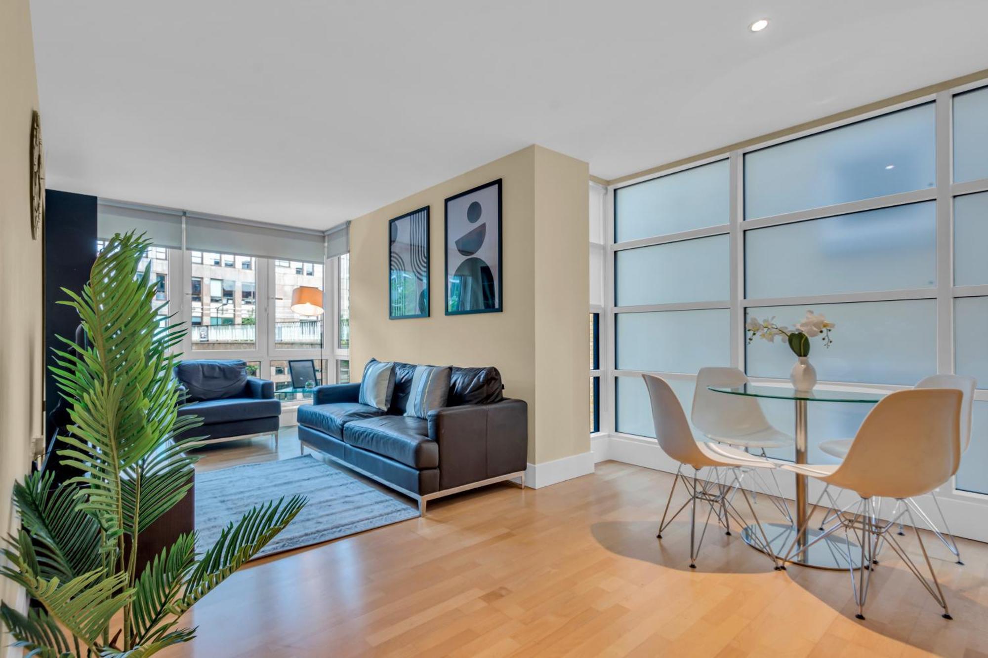 Mysquare One Bedroom Serviced Apartment Near St Paul'S Blackfriars لندن المظهر الخارجي الصورة